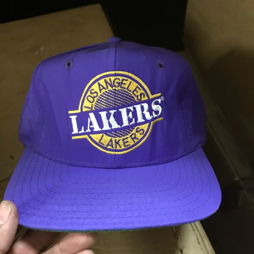 Vintage Los Angeles Lakers hat 90s